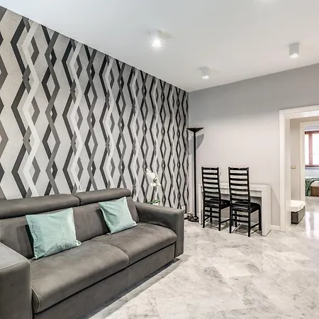 Apartment R22 *