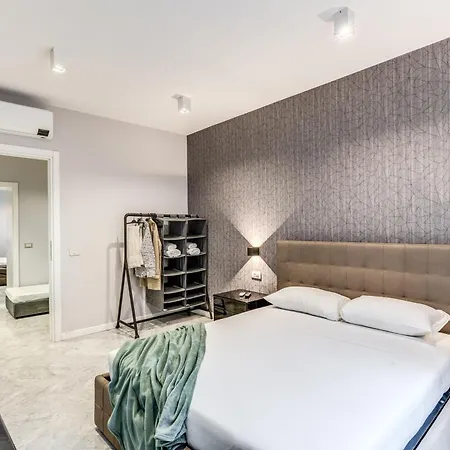 R22 Apartment Rome