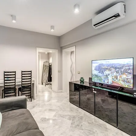 R22 Apartment Rome